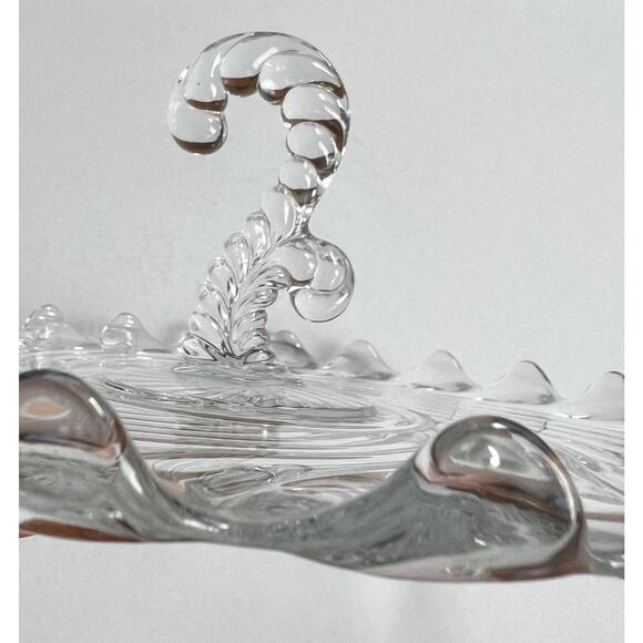 Vintage Glass Serving Platter with Central Handle, Swirl Design Party Tray - Picture 4 of 7